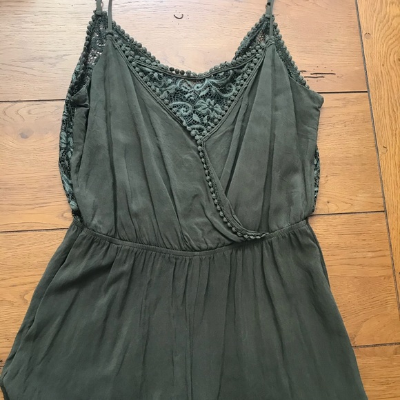 Romper - Picture 2 of 2